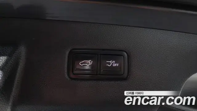 Kia Carnival 2022 — Şəkil 30/35