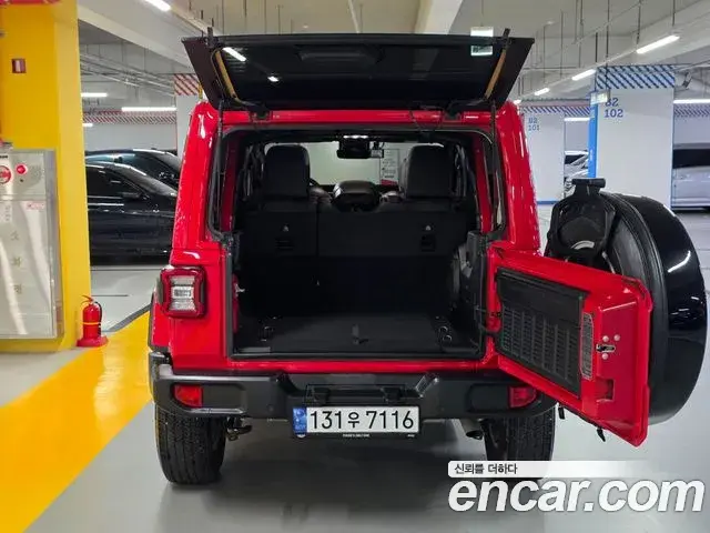Jeep Wrangler 2023 — Şəkil 3/20