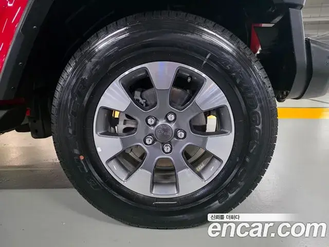 Jeep Wrangler 2023 — Şəkil 5/20