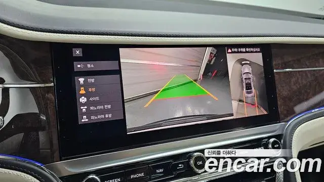 Bentley Flying Spur 2022 — ფოტო 19/20