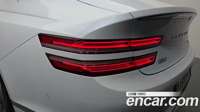 Genesis G80 2020 — ფოტო 21/37