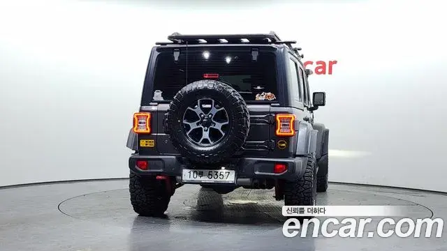 Jeep Wrangler 2018 — Фото 4/20