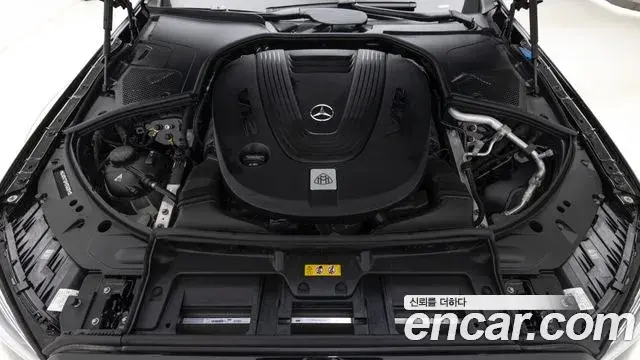 Mercedes-Benz S-Class 2025 — ფოტო 4/20