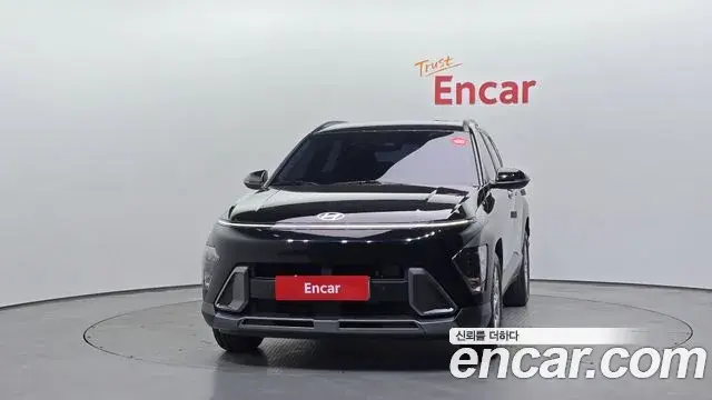 Hyundai Kona Hybrid 2023 — ფოტო 12/33