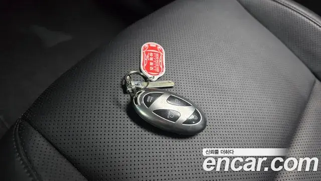 Hyundai Kona Hybrid 2023 — ფოტო 24/33