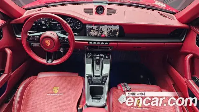 Porsche 911 2021 — ფოტო 8/30
