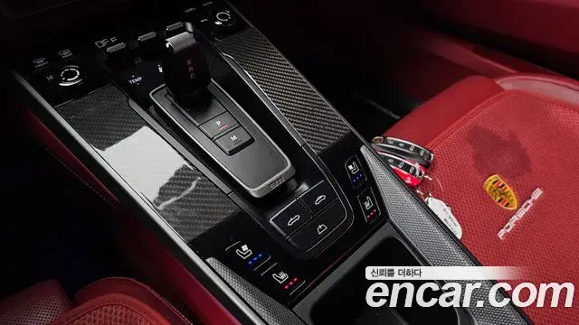 Porsche 911 2021 — ფოტო 14/30
