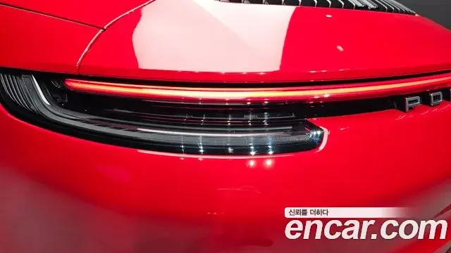 Porsche 911 2021 — ფოტო 24/30