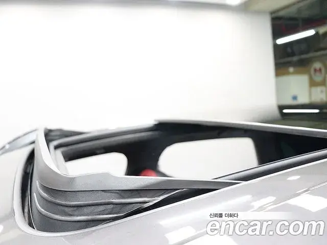 Porsche Cayenne 2025 — ფოტო 15/20