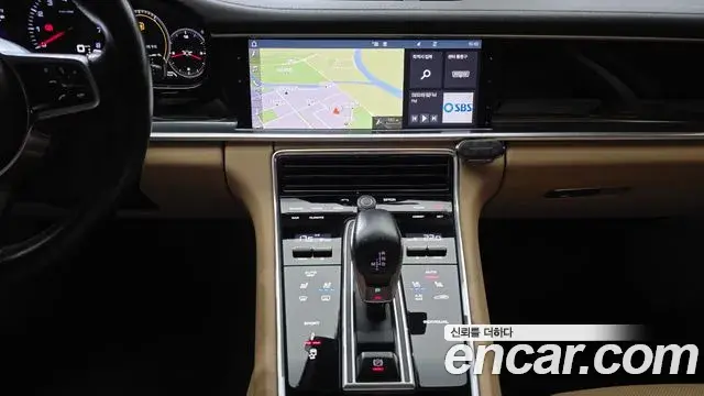Porsche Panamera 2018 — Photo 20/20