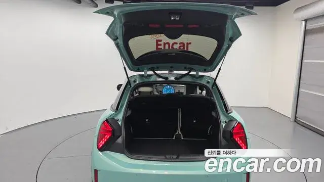 Mini Cooper S 2024 — Photo 15/33