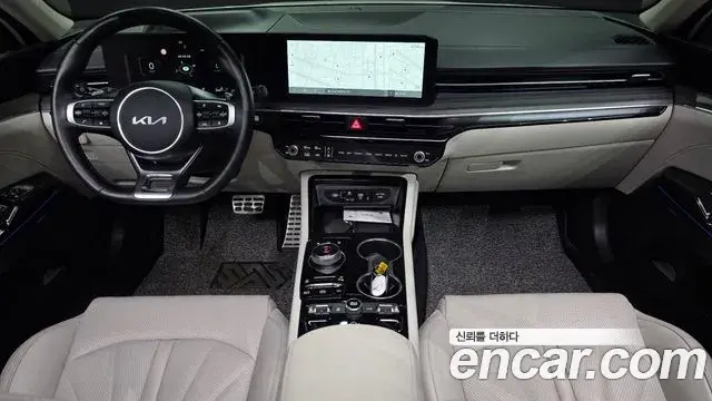 Kia K5 2025 — Photo 9/20