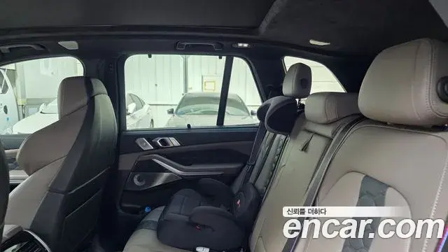BMW X5M 2022 — ფოტო 15/15