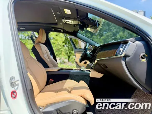 Volvo S90 2024 — Photo 7/20