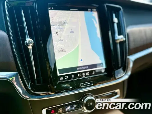 Volvo S90 2024 — Photo 12/20