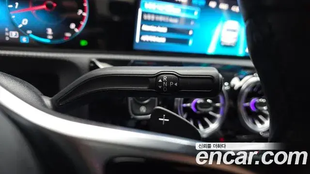 Mercedes-Benz A-Class 2023 — Photo 5/30