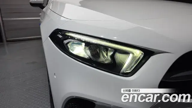 Mercedes-Benz A-Class 2023 — Photo 14/30