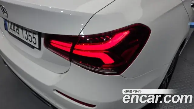 Mercedes-Benz A-Class 2023 — Photo 24/30