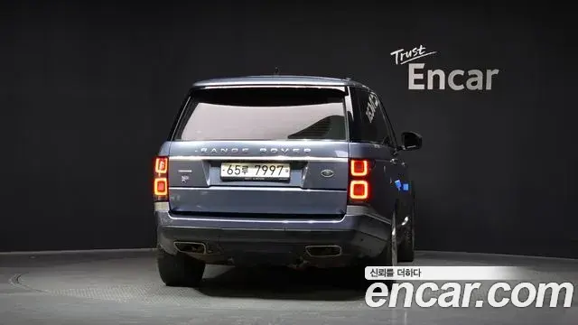 Land Rover Range Rover 2018 — Şəkil 15/20