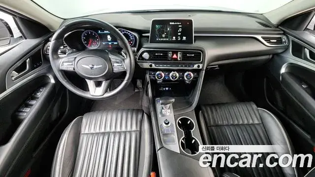 Genesis G70 2020 — ფოტო 3/31