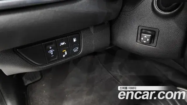 Genesis G70 2020 — ფოტო 15/31
