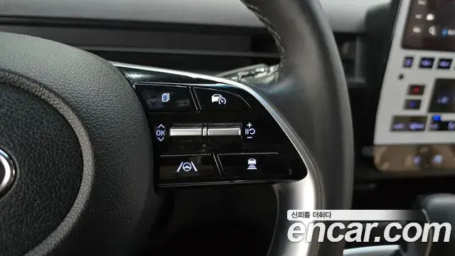 Hyundai Staria 2022 — ფოტო 19/32
