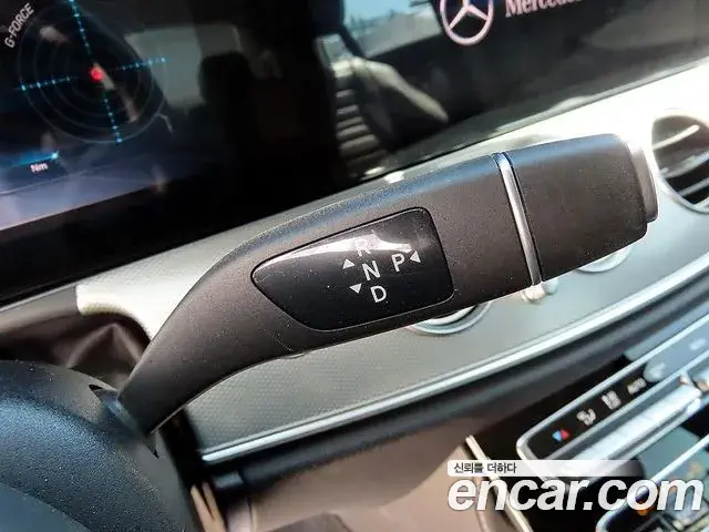 Mercedes-Benz E-Class 2020 — Фото 8/20