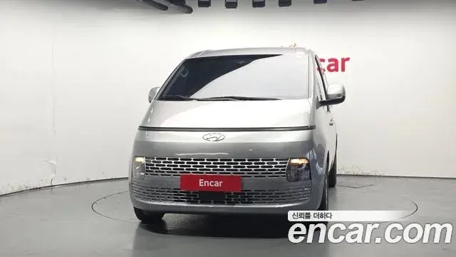 Hyundai Staria 2021 — Şəkil 2/30
