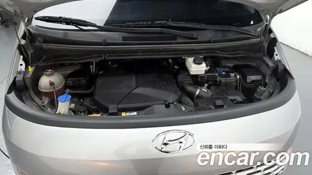 Hyundai Staria 2021 — Şəkil 26/30