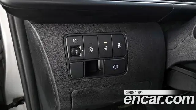 Hyundai Staria 2021 — Şəkil 22/30