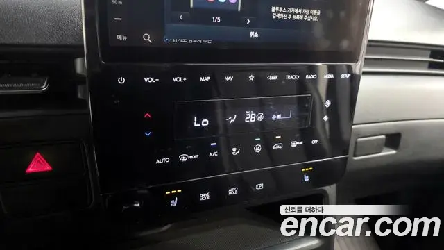 Hyundai Staria 2021 — Şəkil 27/30