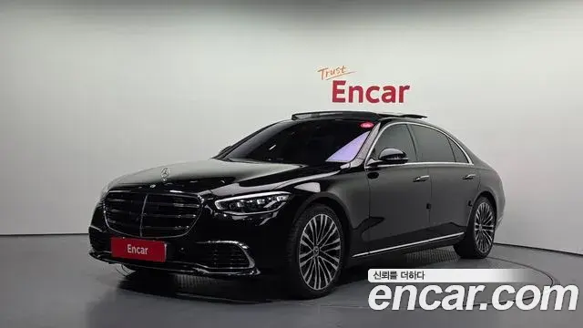 Mercedes-Benz S-Class 2021 — Photo 9/20