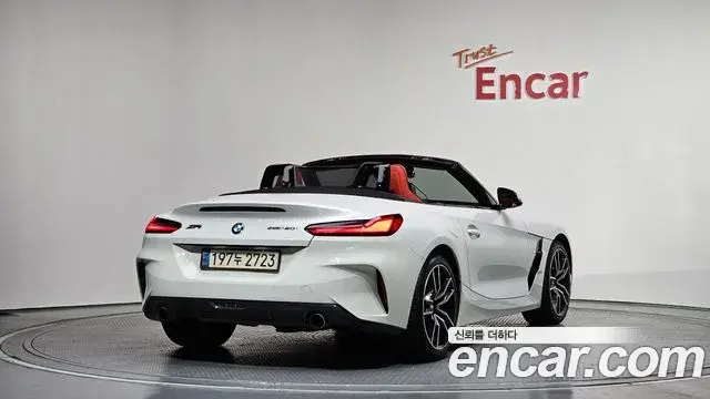 BMW Z4 2019 — ფოტო 21/32