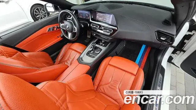 BMW Z4 2019 — ფოტო 14/32