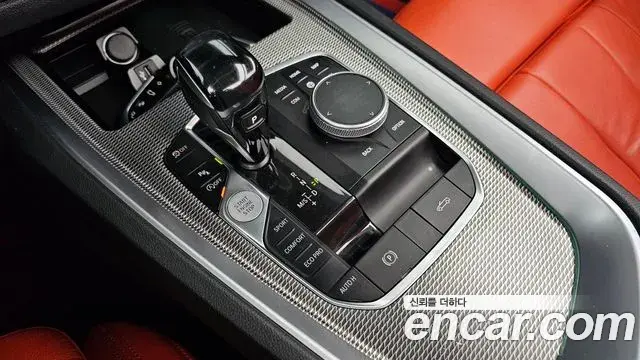 BMW Z4 2019 — ფოტო 25/32