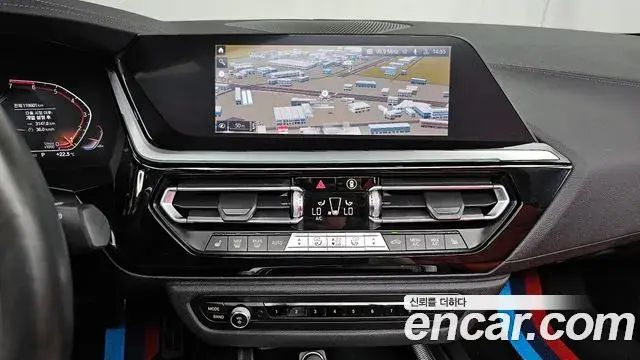 BMW Z4 2019 — ფოტო 18/32