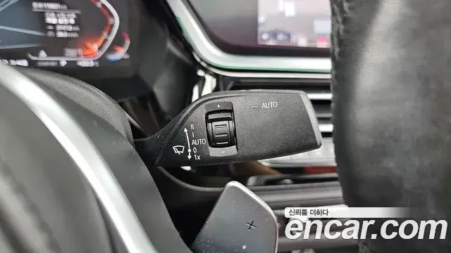 BMW Z4 2019 — ფოტო 20/32