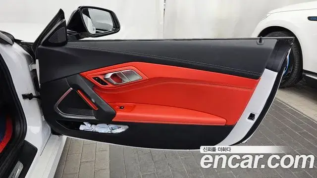 BMW Z4 2019 — ფოტო 6/32