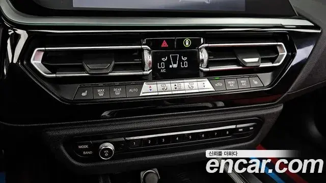 BMW Z4 2019 — ფოტო 24/32