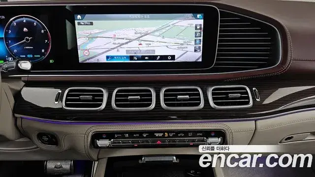 Mercedes-Benz GLS-Class 2021 — Фото 13/20