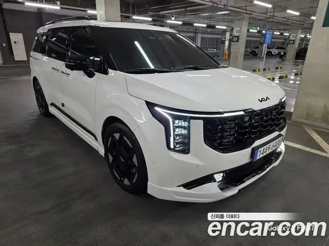 Kia Carnival 2023 — Şəkil 4/16