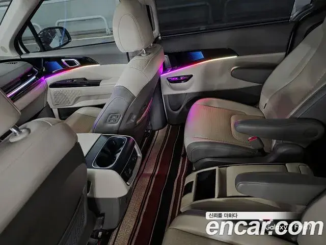Kia Carnival 2023 — Şəkil 16/16