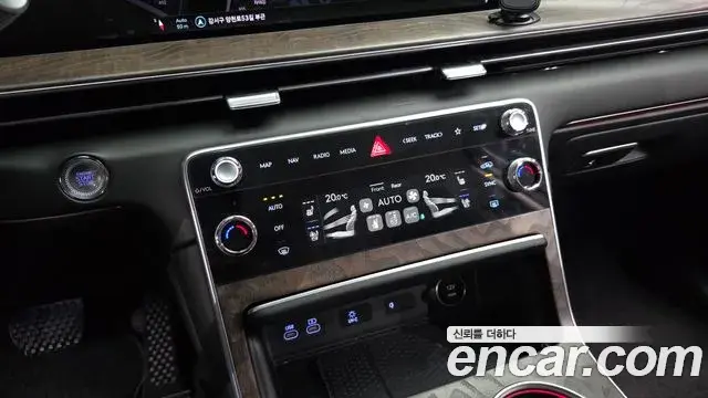 Genesis GV80 2024 — ფოტო 26/34