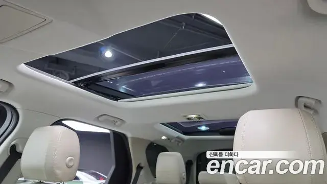 Land Rover Discovery 5 2019 — ფოტო 6/35