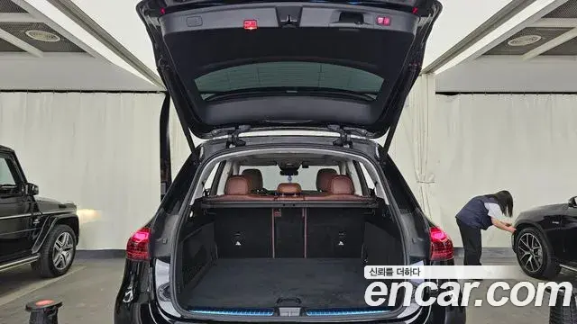 Mercedes-Benz GLE-Class 2024 — Photo 3/34