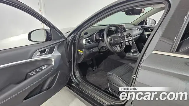 Genesis G70 2018 — ფოტო 7/20