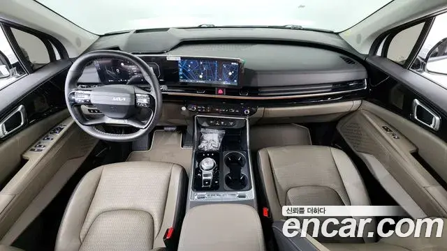 Kia Carnival 2025 — Photo 25/33