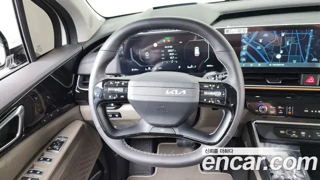 Kia Carnival 2025 — Photo 30/33