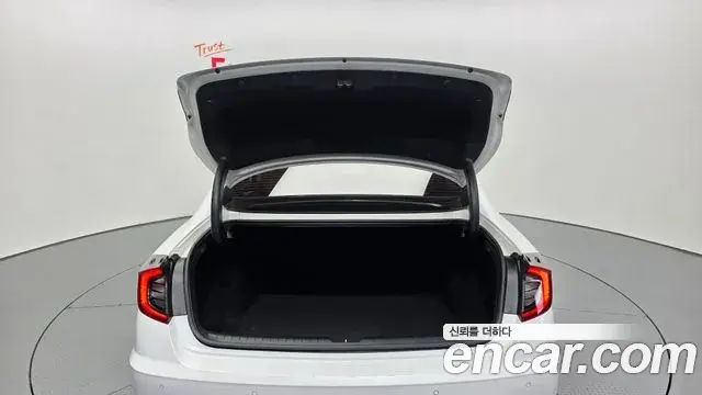 Hyundai Sonata 2019 — Фото 20/20