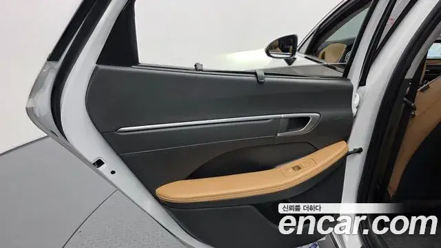 Hyundai Sonata Hybrid 2019 — ფოტო 4/35